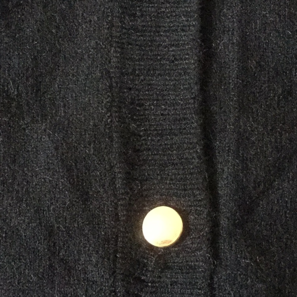 ❌DONATED❌Black Button Front Lace Sleeve Insert V-neck Top - Picture 8 of 10
